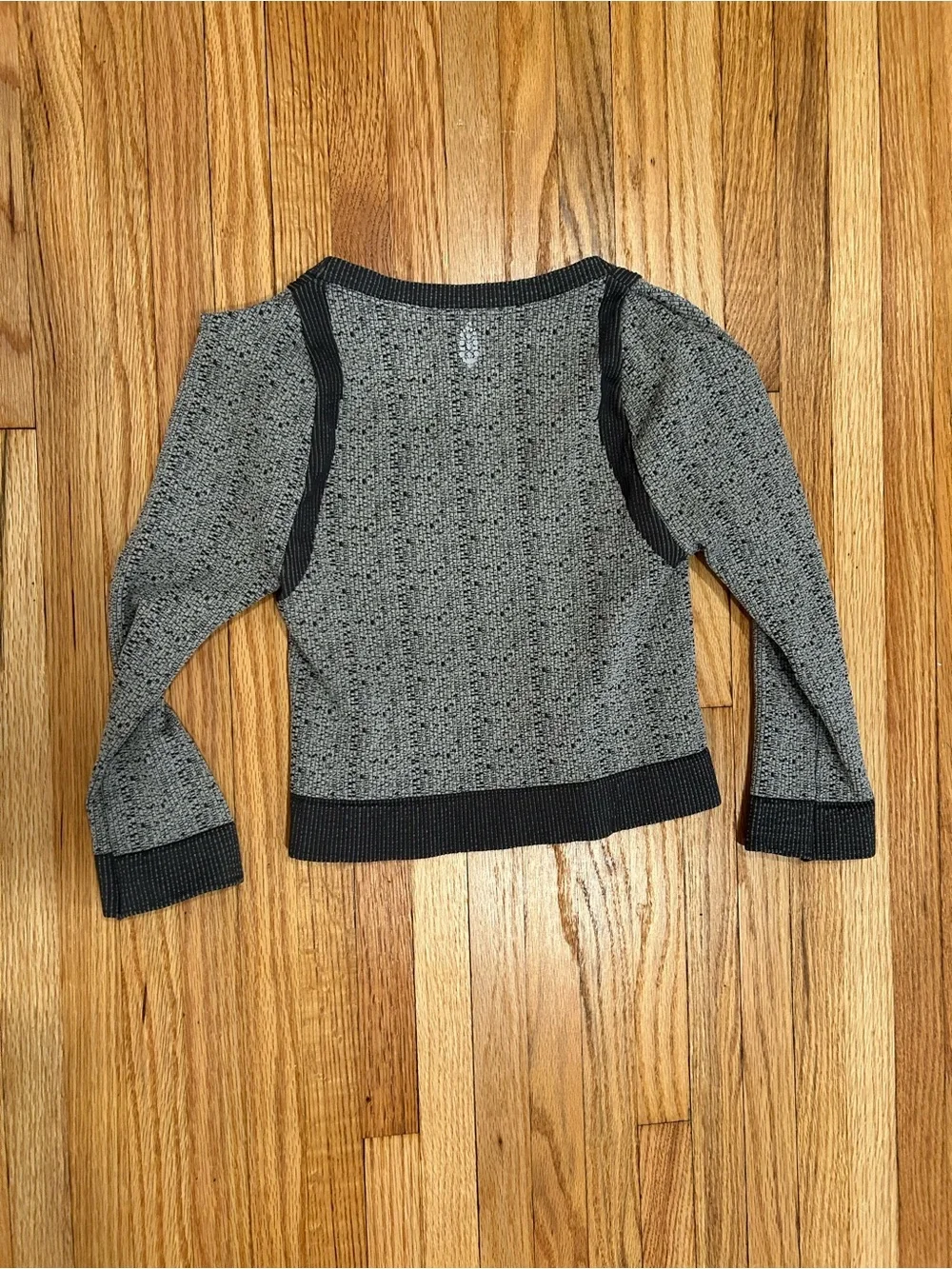 Free People Movement Heathered Gray Cropped Long Sleeve